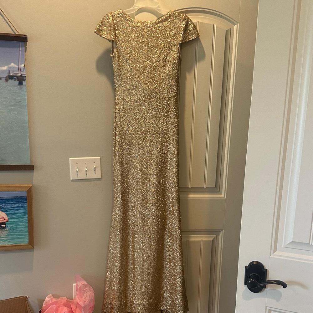 Elegant Gold Sequin Gown